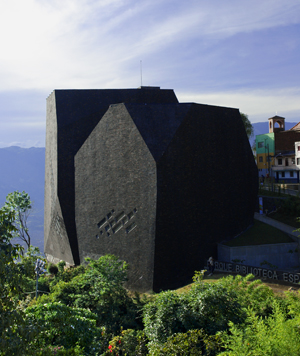 Giancarlo Mazzanti Biblioteca Espana Medellin